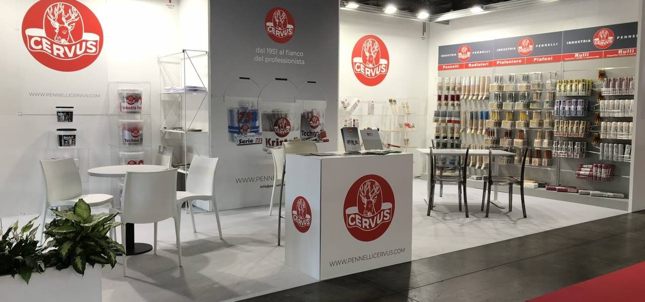 Stand fiera cervus pennelli